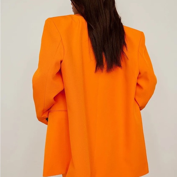 NWT NA-KD ORANGE OVERSIZED BLAZER - Picture 3 of 9